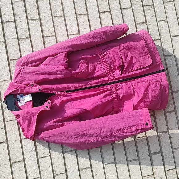 Pink Jacket - Picture 4 of 7